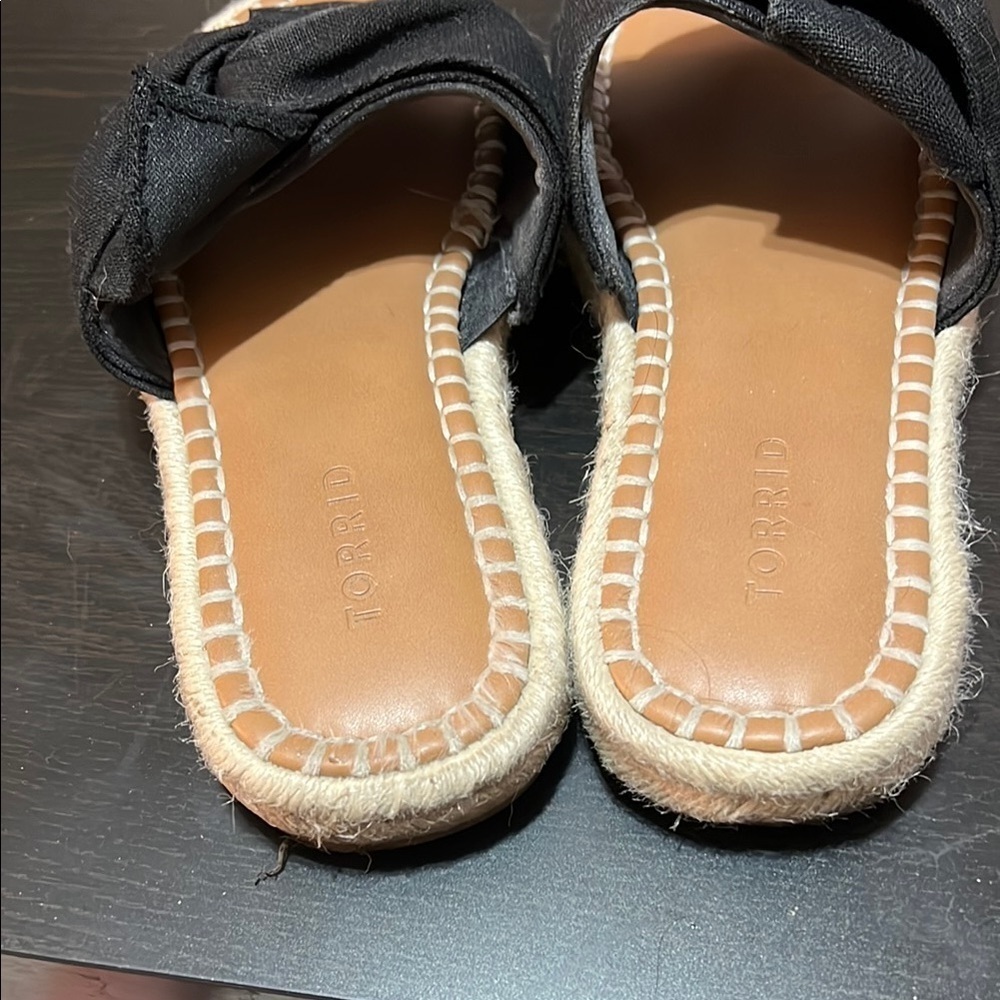 Women's Black Espadrille Slides - Picture 3 of 4